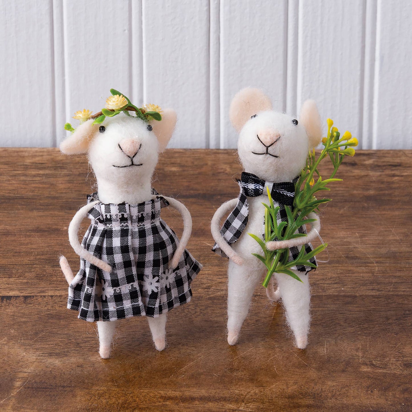 SAM AND SUE MICE CRITTER ORNAMENT SET