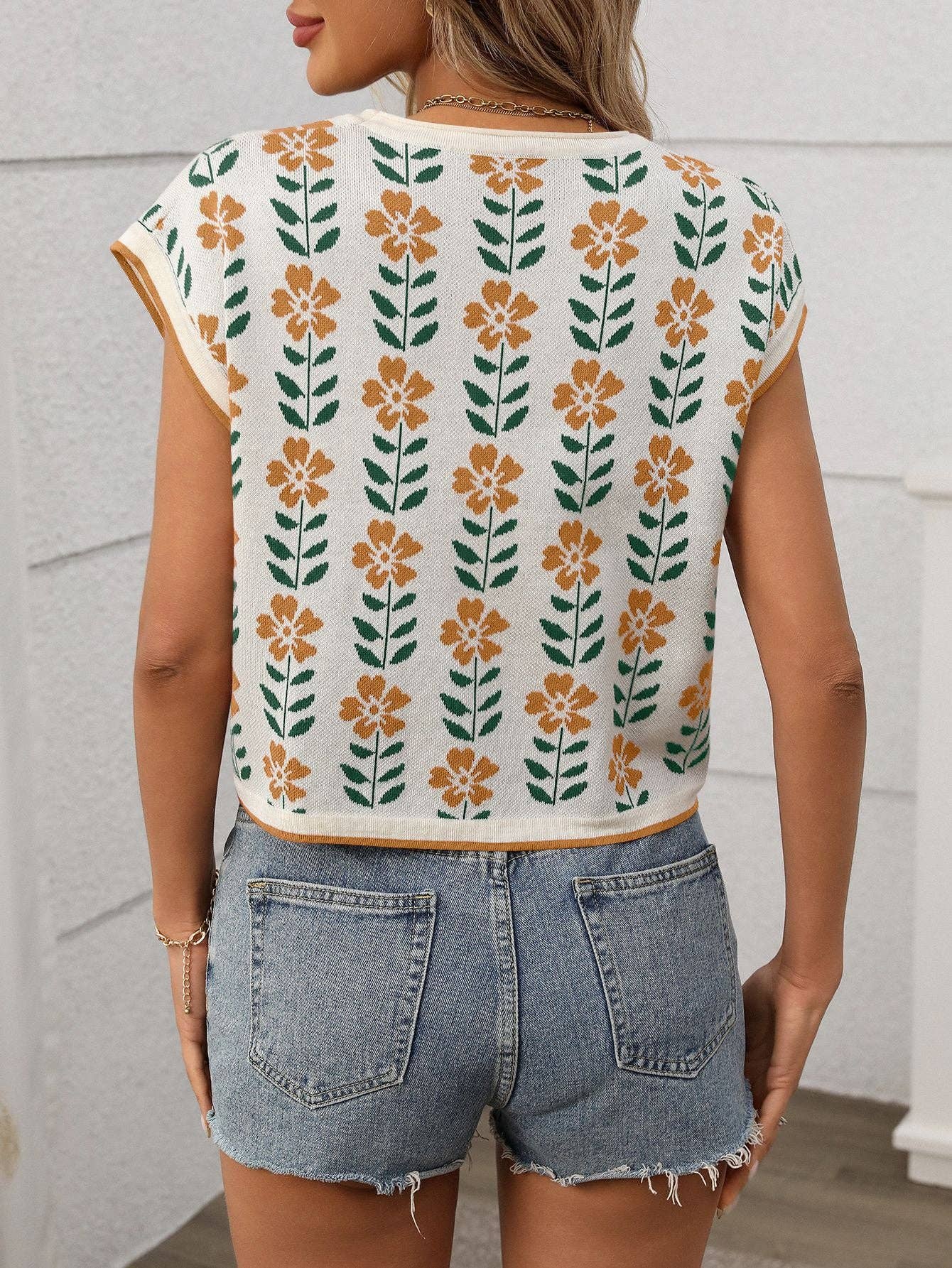 CREAM RETRO FLORAL KNIT VINTAGE PULLOVER