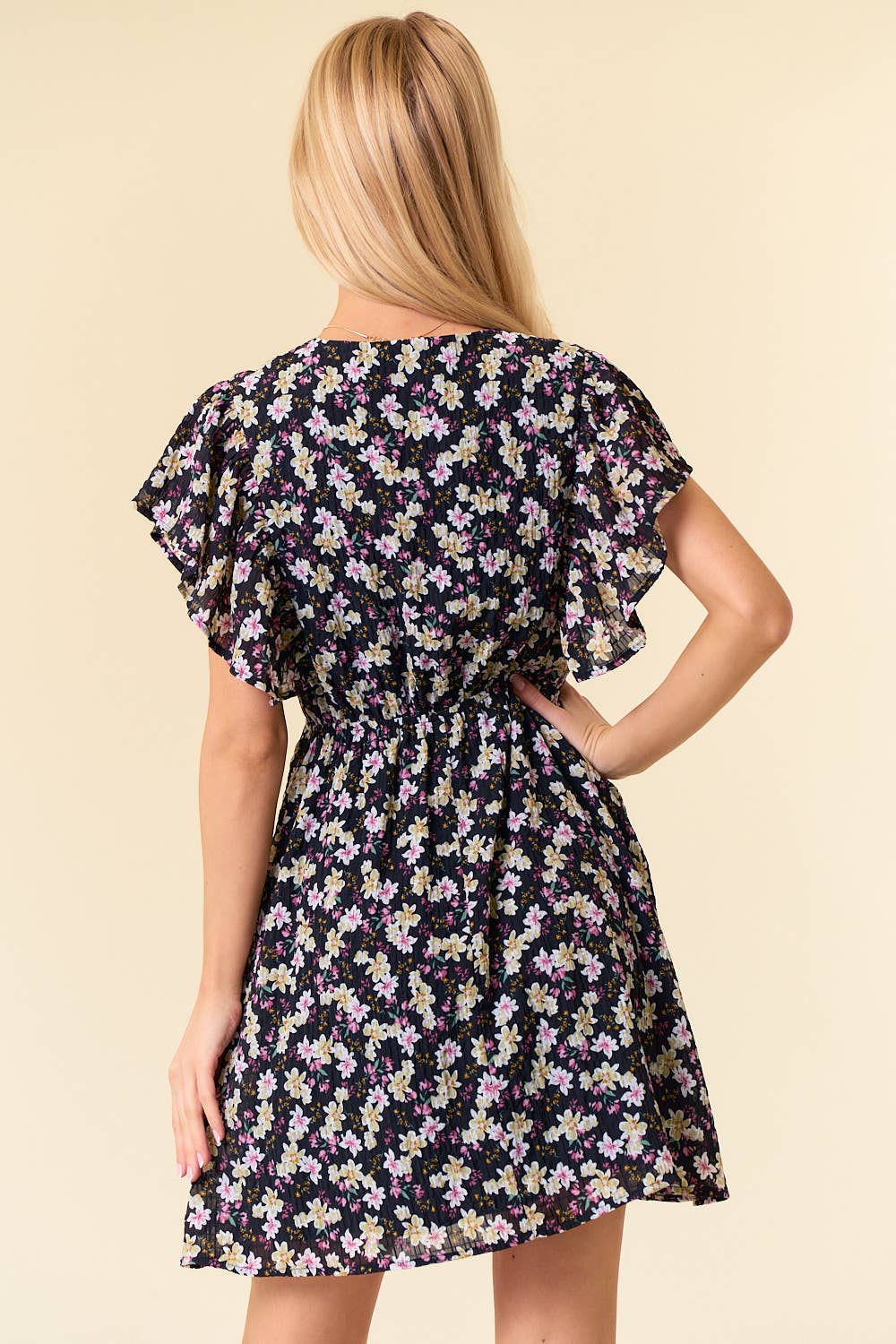 TEXTURED FLORAL V-NECK SLEEVELESS TIE BACK DRESS