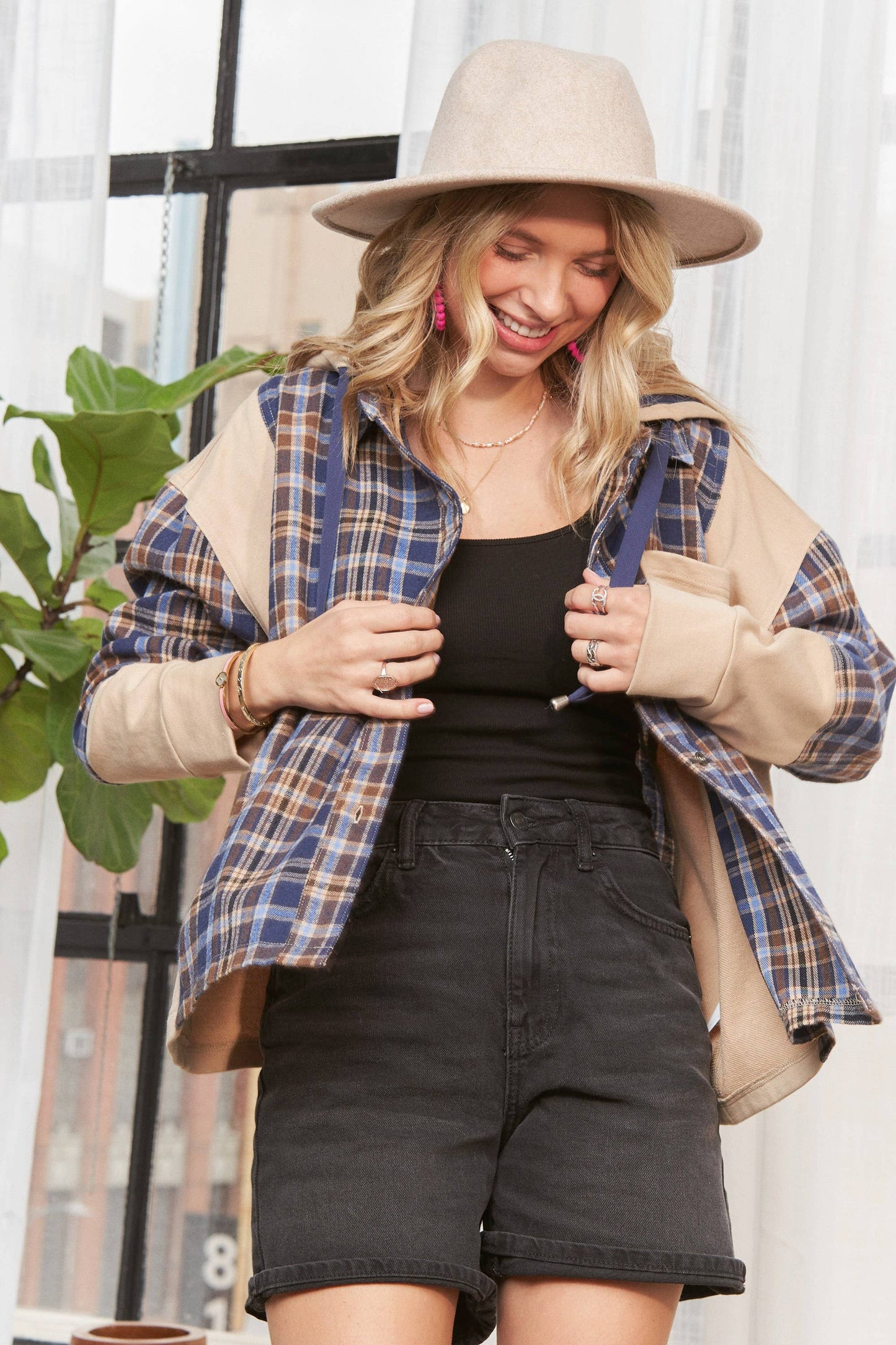 BUTTON DOWN PLAID HOODIE SHACKET