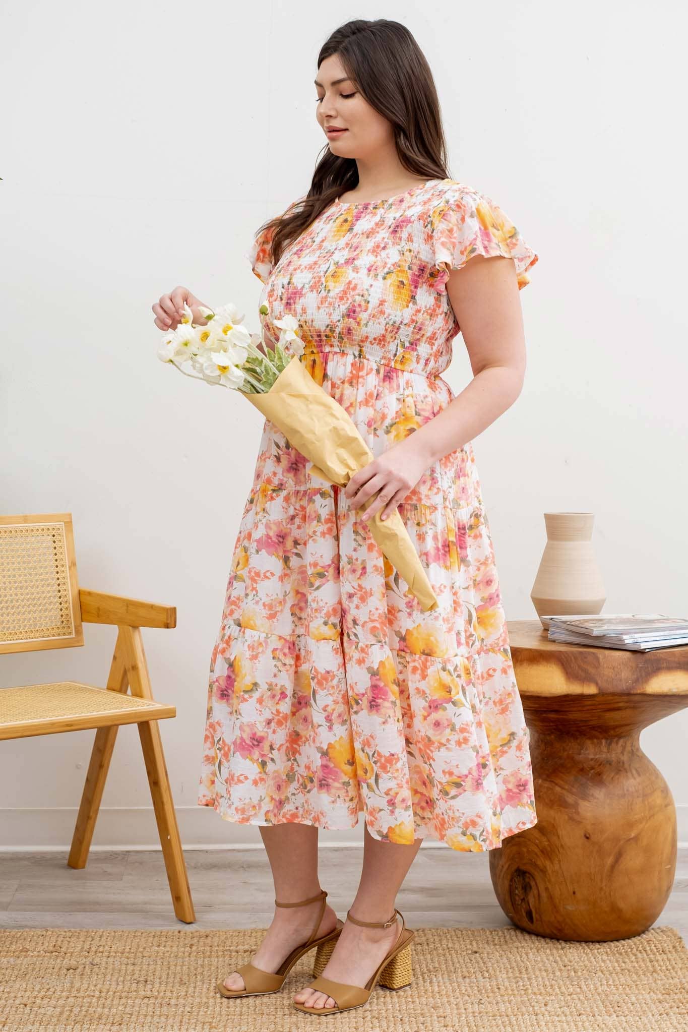 PLUS ROUND NECK FLORAL DRESS: IVORY MULTI