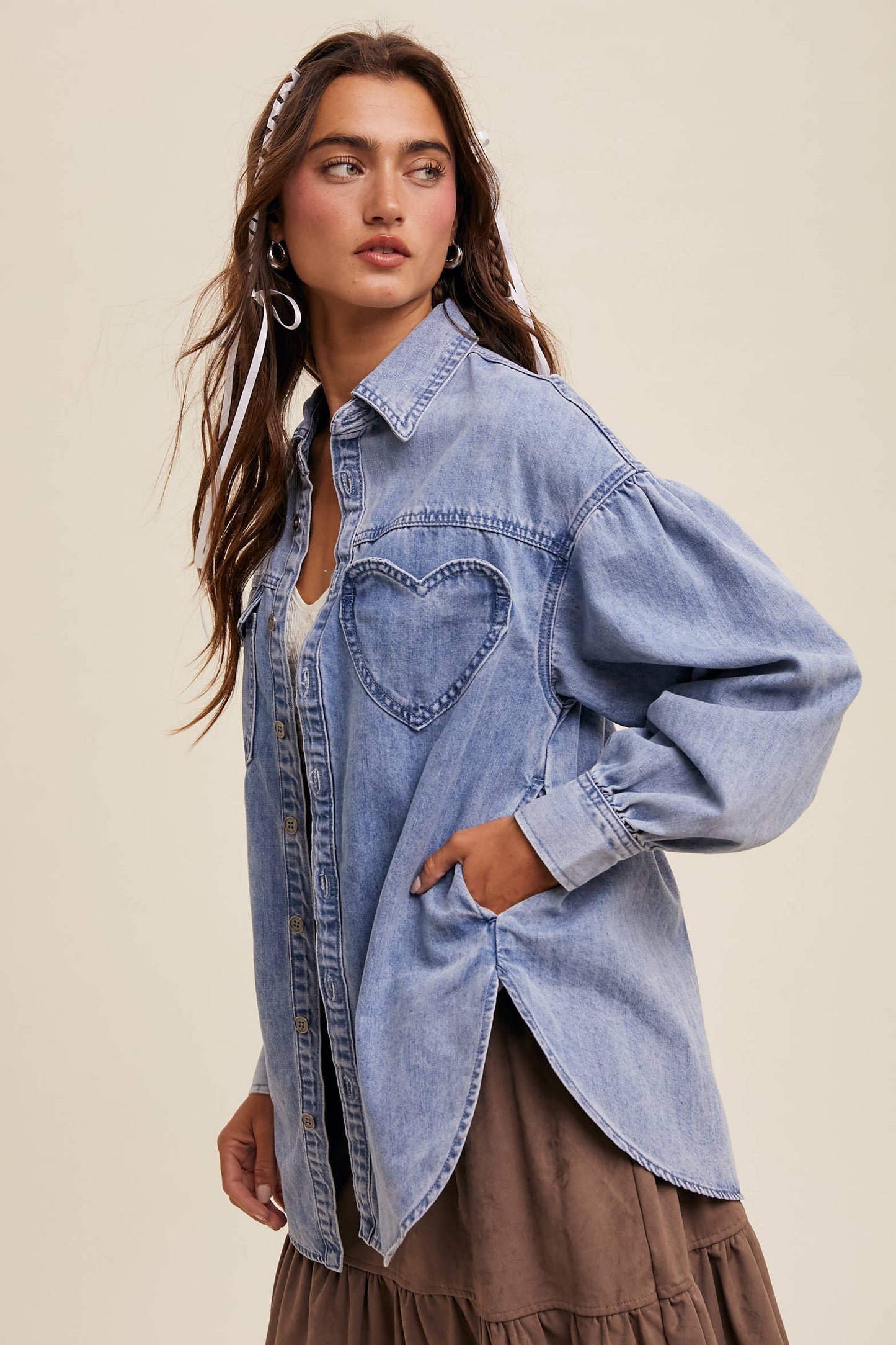 HEART DETAIL OVERSIZED DENIM SHIRT
