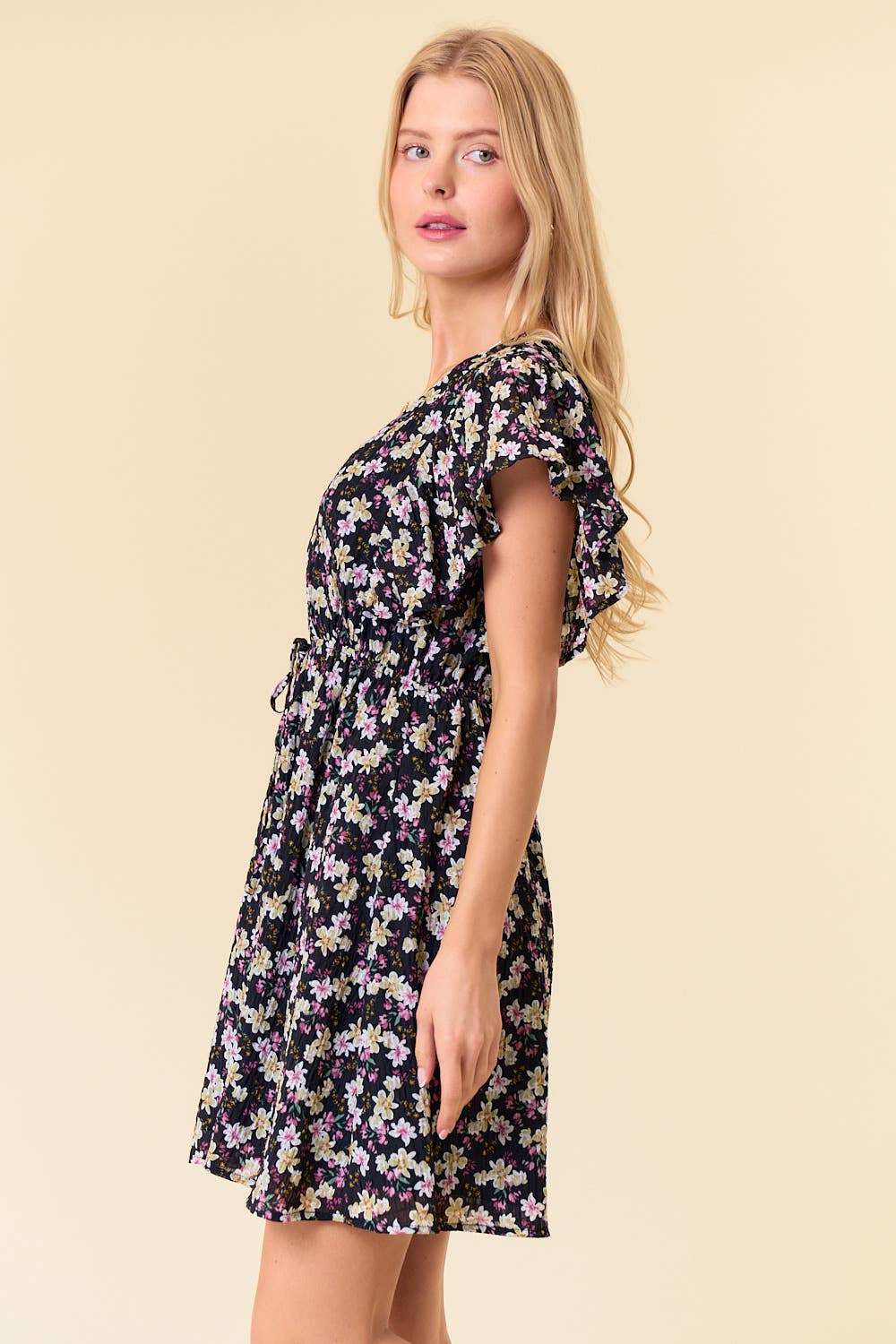 TEXTURED FLORAL V-NECK SLEEVELESS TIE BACK DRESS