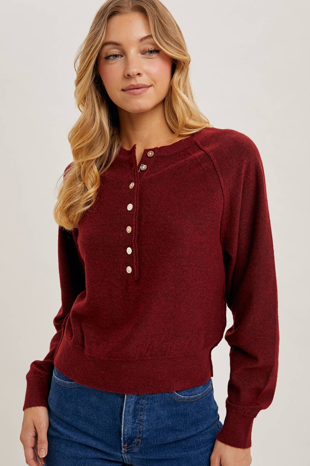 Bluivy - HALF-BUTTON HENLEY KNIT SWEATER: WINE / S