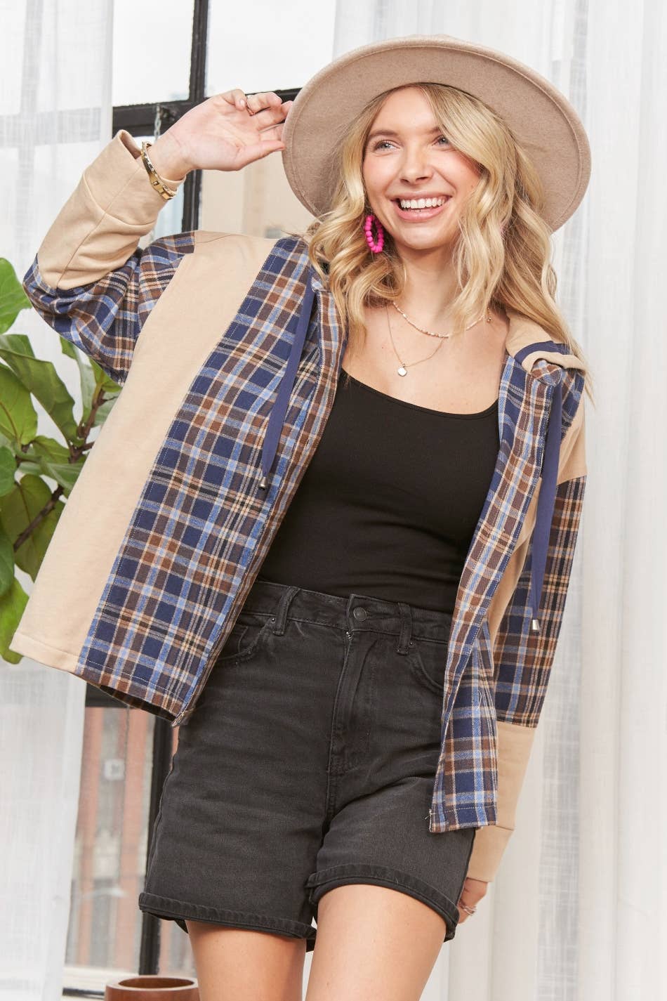 BUTTON DOWN PLAID HOODIE SHACKET