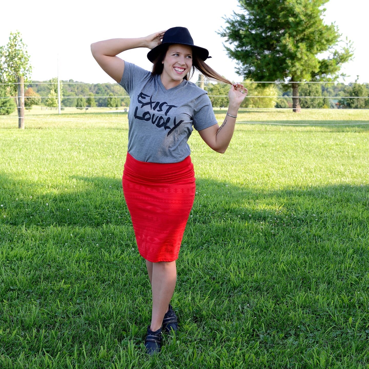 EXIST LOUDLY - TEE