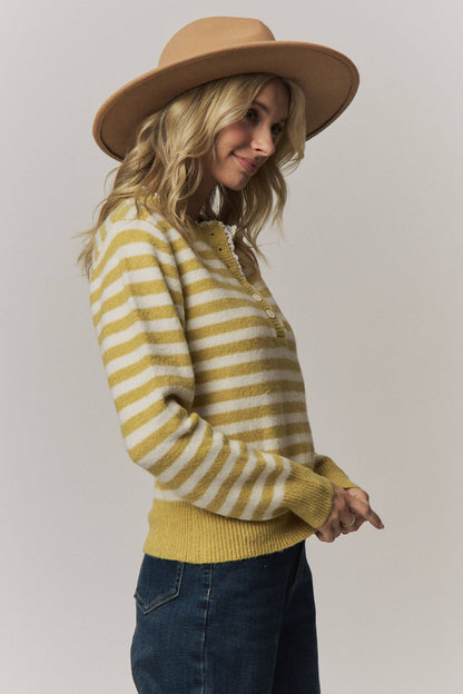 VINTAGE STRIPED HENLEY KNIT SWEATER: MUSTARD