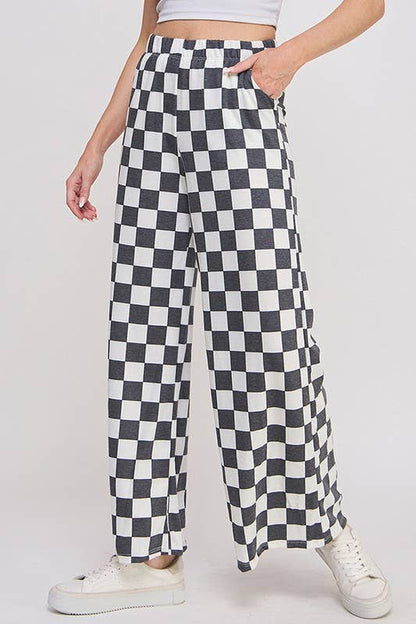 BLACK + WHITE HIGH WAIST CHECKERED STRAIGHT LEG KNIT PANTS