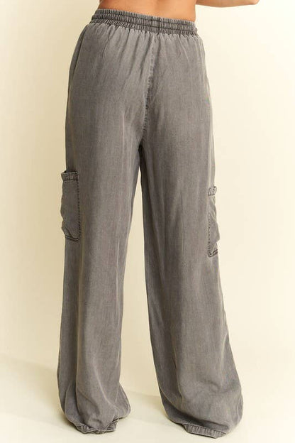 JADE BY JANE - MINERAL WASH TENCEL WIDE PANTS: CHARCOAL / S