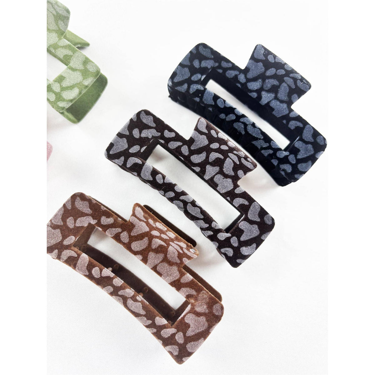 Love and Repeat - Leopard Flocked Velvet Rectangle Claw Clip: MIX COLOR / ONE(12)