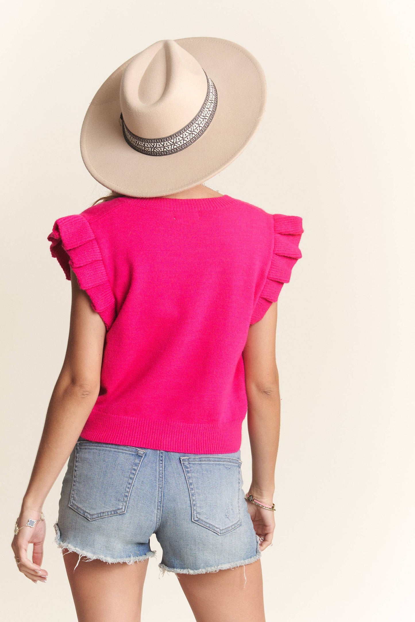 KELLY RUFFLED CAP SLEEVES SWEATER VEST TOP