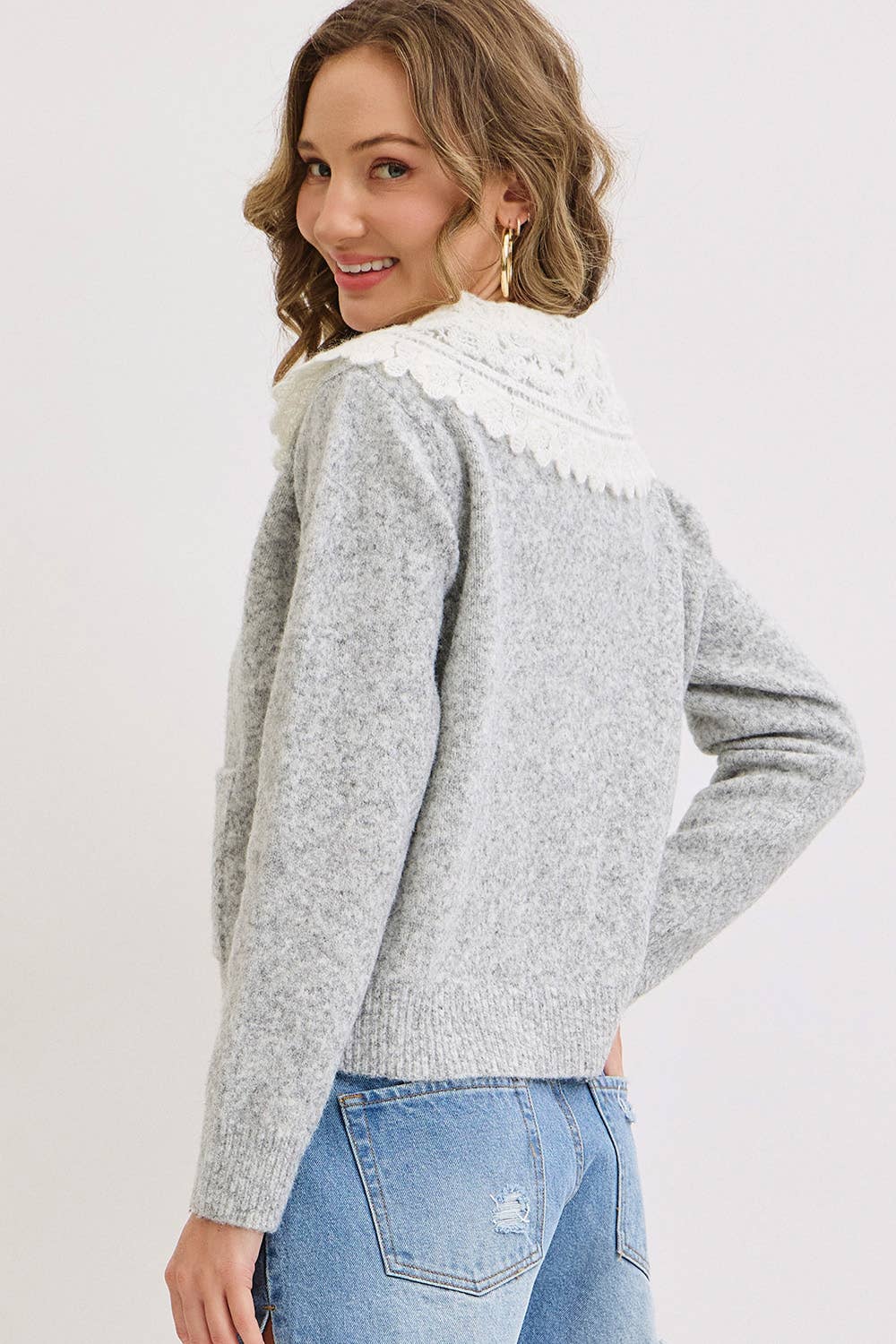 SOFT COZY LACE COLLAR CARDIGAN
