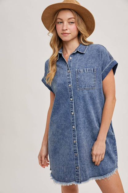 Bluivy - FRAYED HEM DENIM SHIRT DRESS: MED.WASH / M