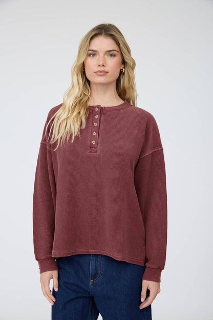 HENLEY RIBBED BOXY LONG SLEEVE WASHED KNIT TOP