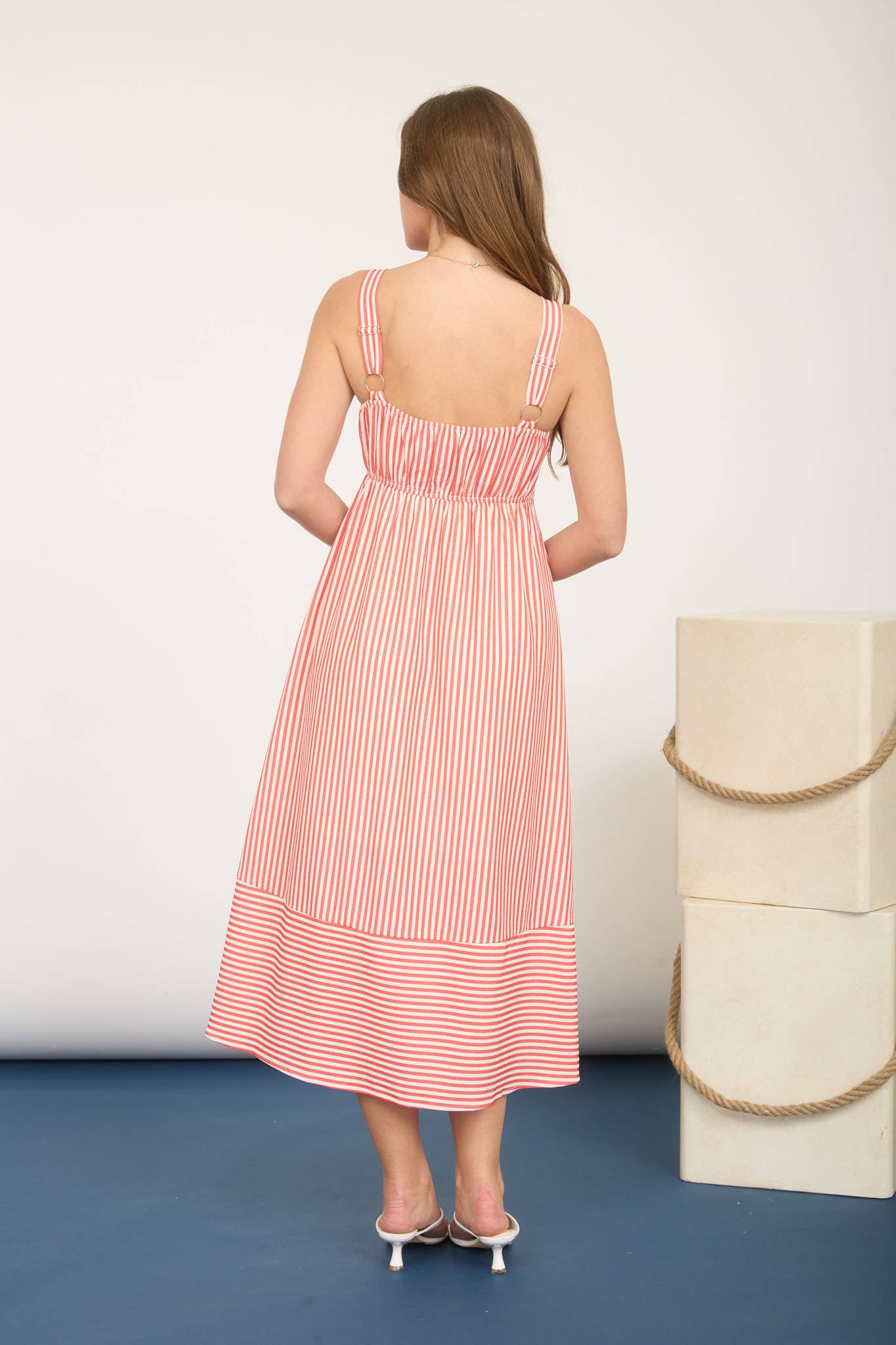 STRIPE SWEETHEART BUTTON DOWN SLEEVELESS MIDI DRESS: RED