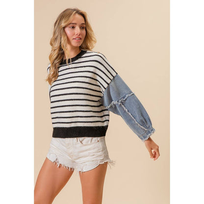 WASHED DENIM SLEEVE STRIPED SWEATER