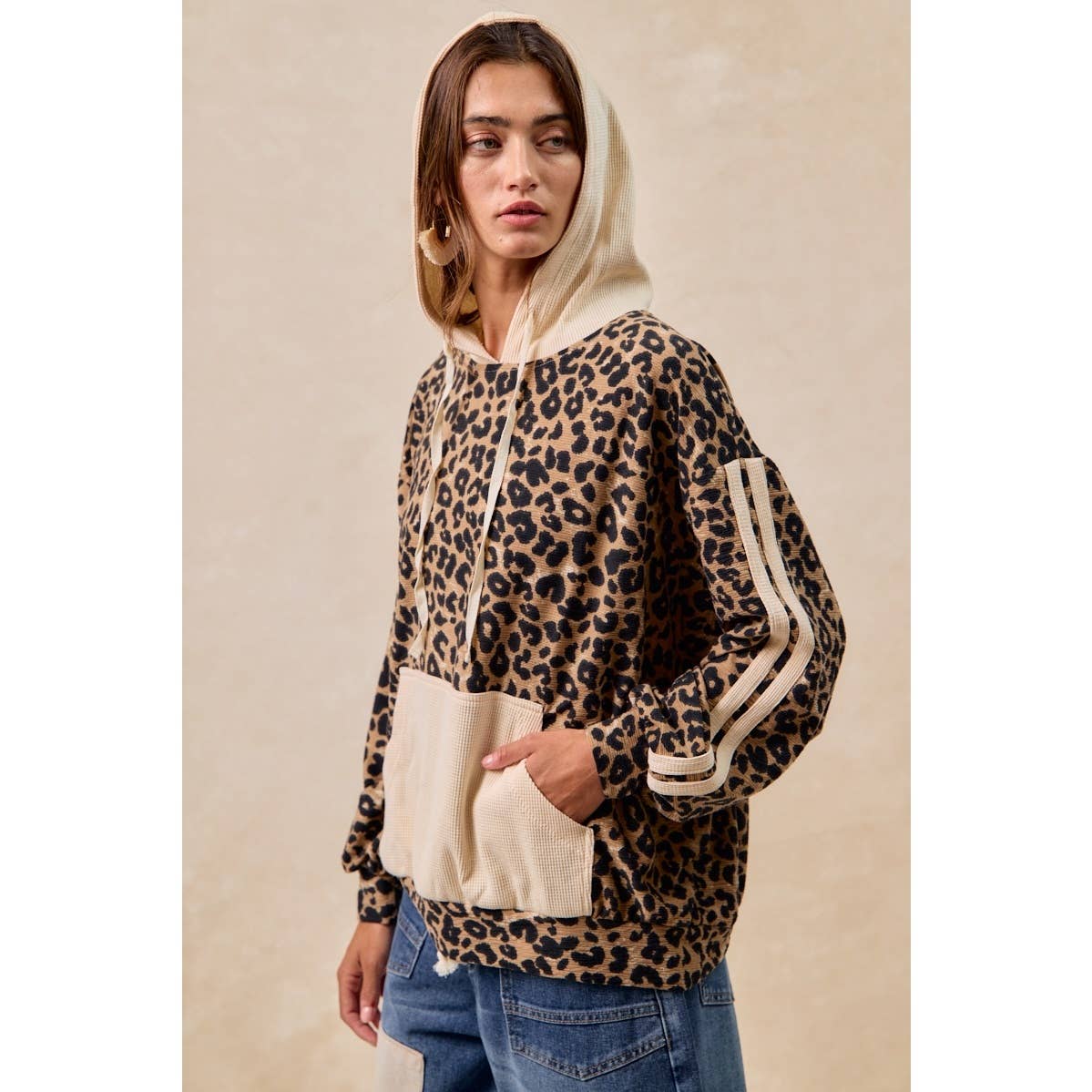 BiBi - WAFFLE THERMAL AND LEOPARD MIX AND MATCH HOODIE: LEOPARD/OATMEAL / L