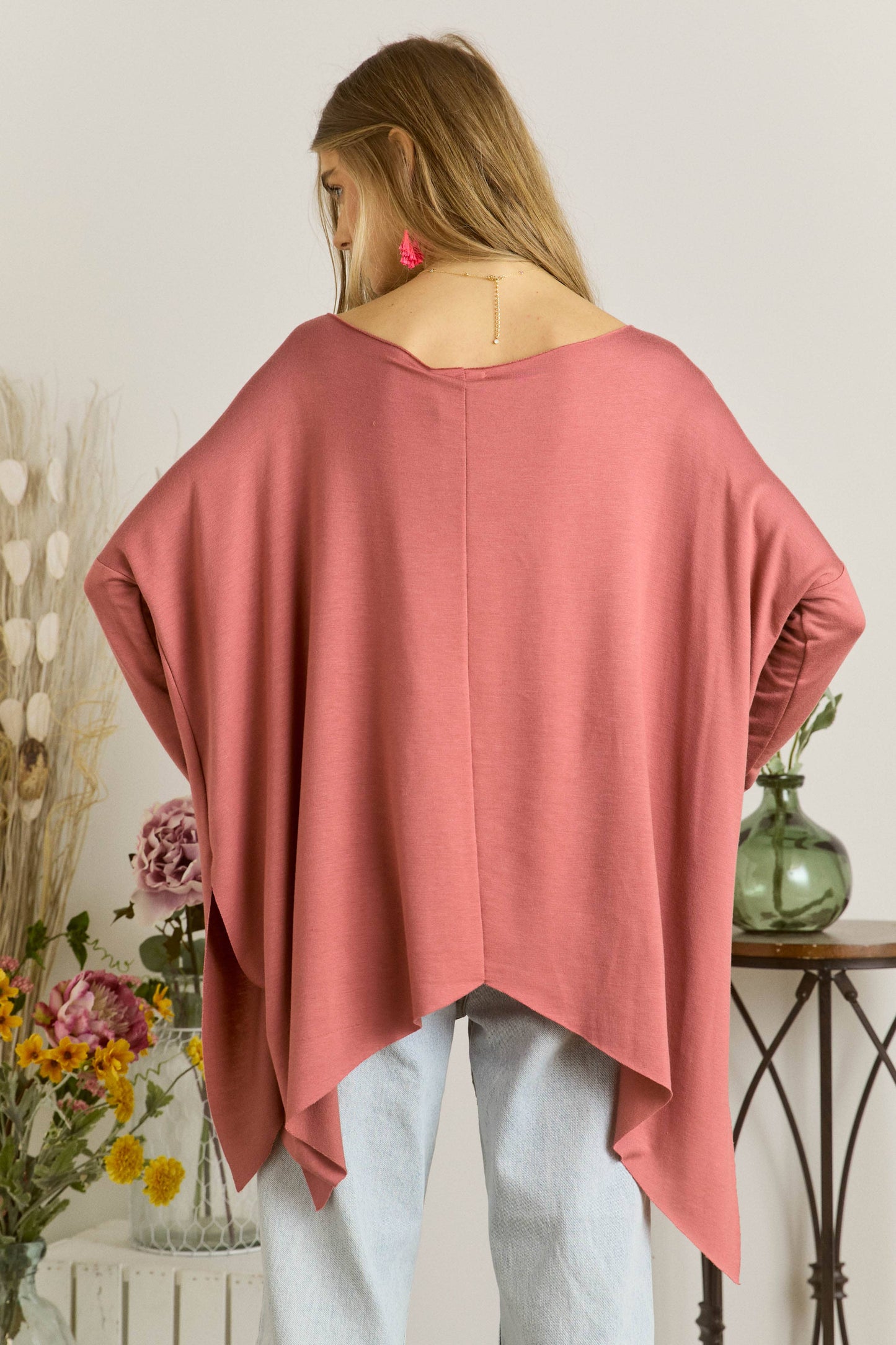 BOAT NECK FLARE TOP