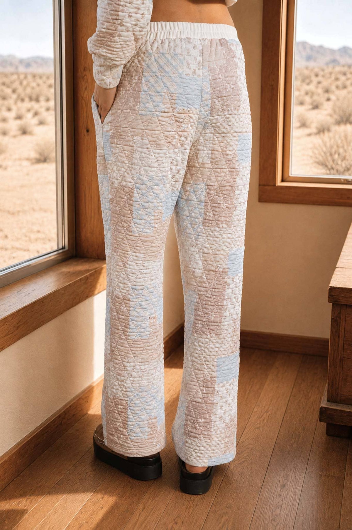 Blu Pepper - MULTI-PATTERN QUILTED ELASTIC WAIST PANTS: KHAKI MULTI