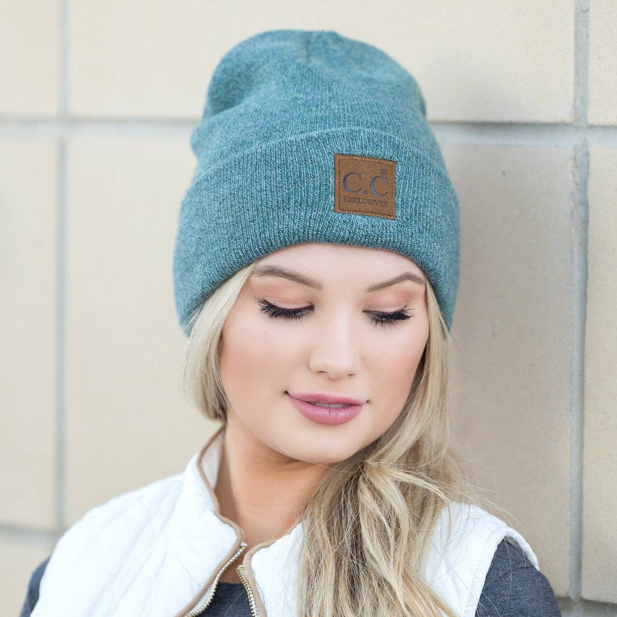 Aili's Corner - C.C® Heathered Boyfriend Beanie: Heather Cacao