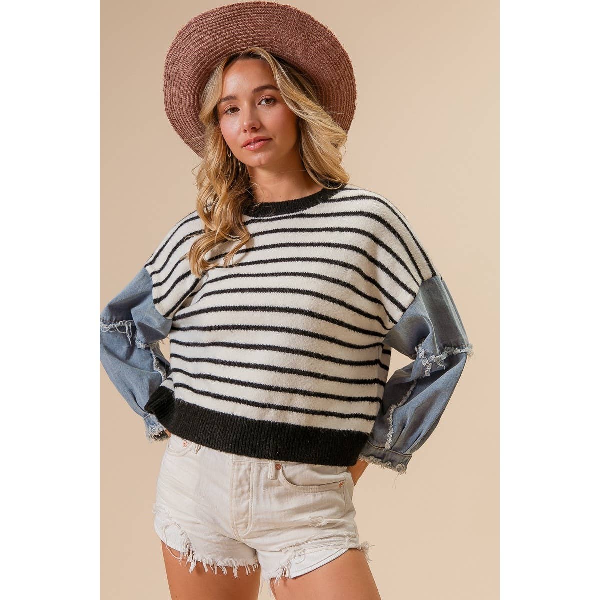 WASHED DENIM SLEEVE STRIPED SWEATER