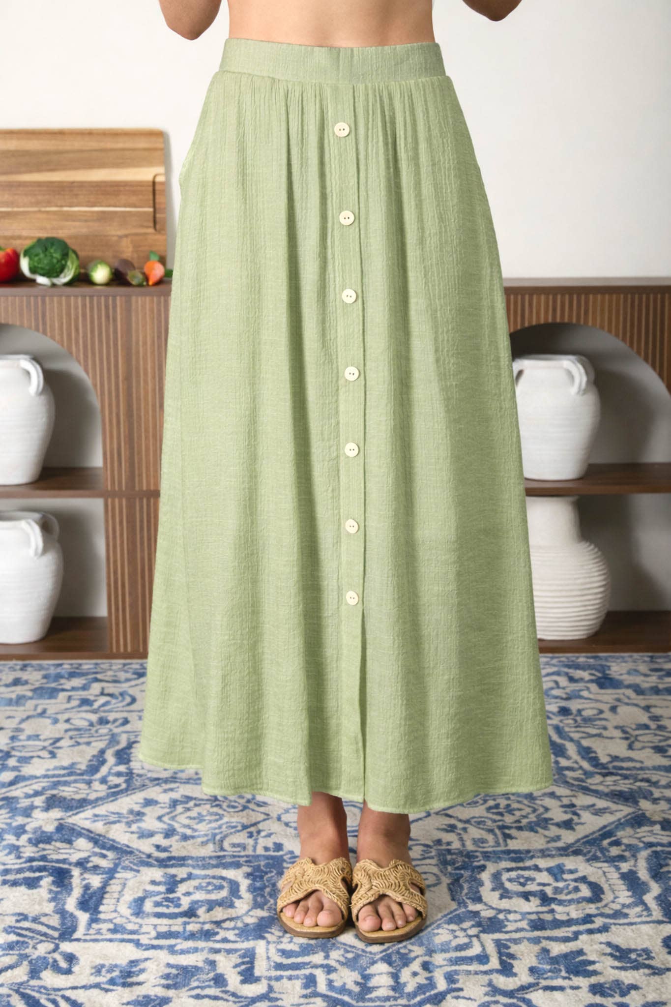TEXTURED FRONT BUTTON DETAIL MIDI SKIRT