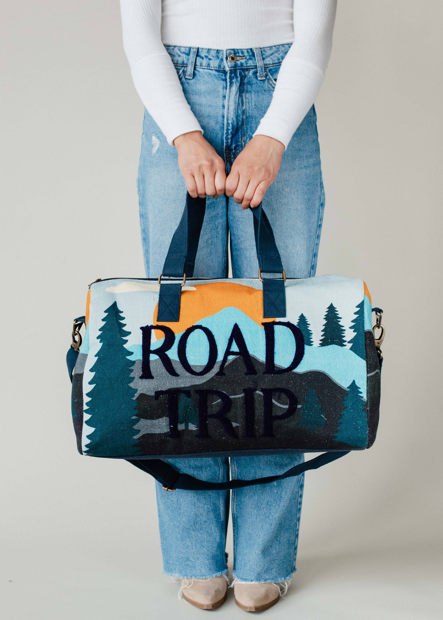 ROAD TRIP DUFFEL