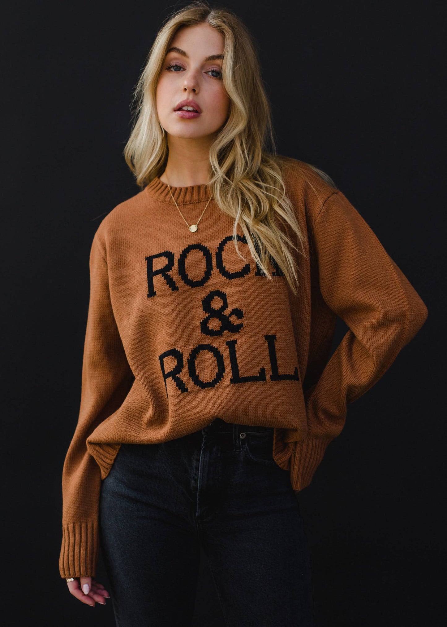 ROCK + ROLL SWEATER - BROWN