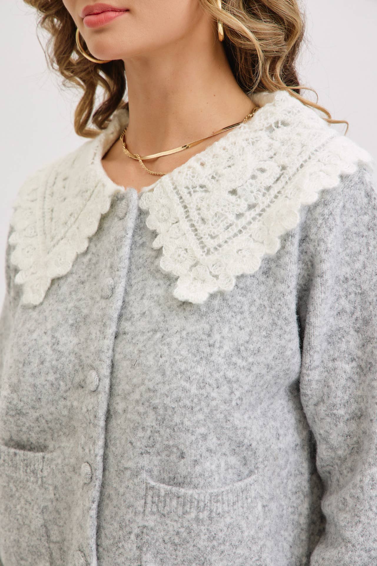 SOFT COZY LACE COLLAR CARDIGAN