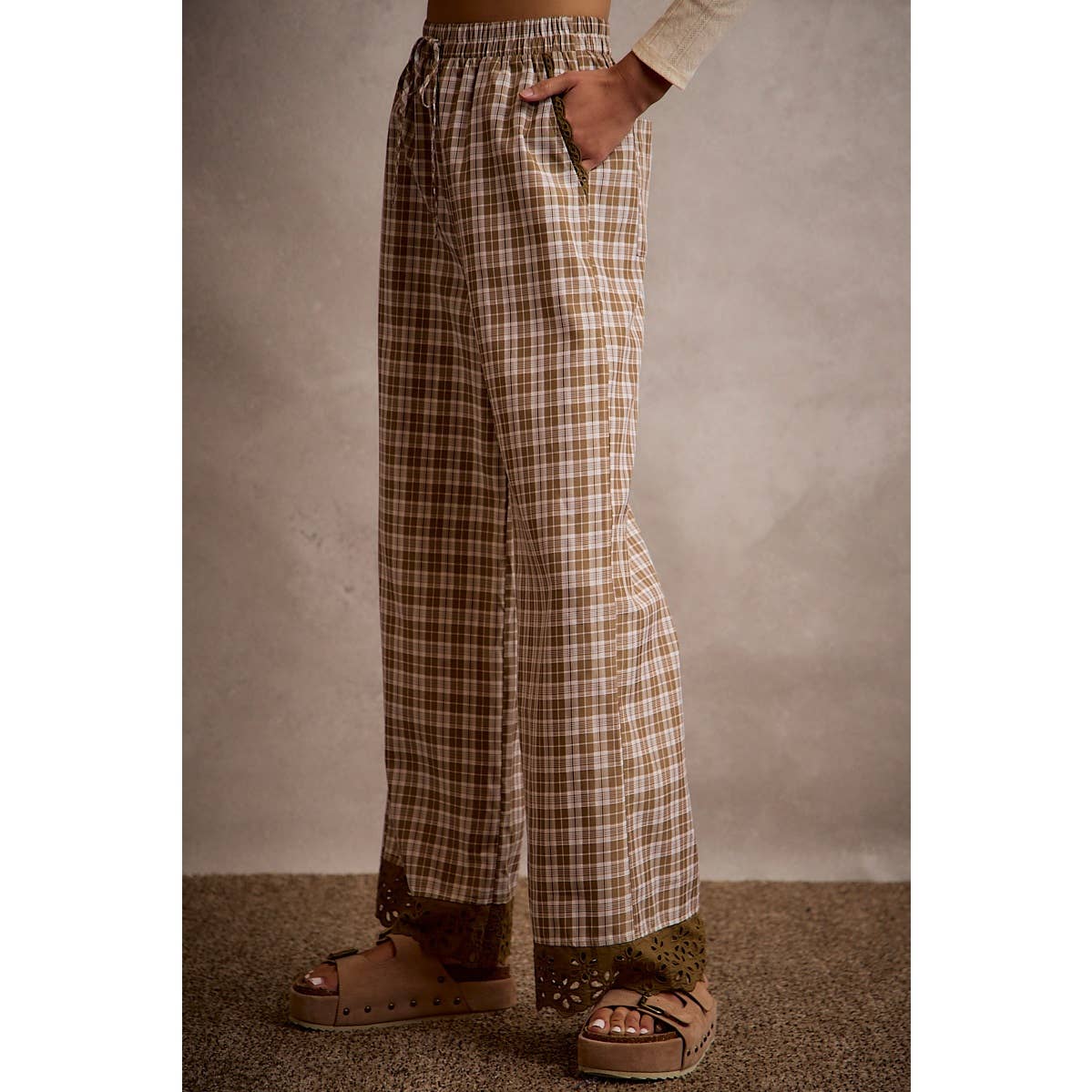 PLAID CHECK WIDE LEG PULL ON WIDE LEG PANTS WITH LACE