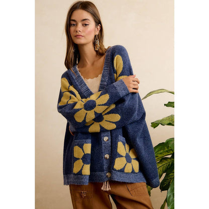 FLOWER PATTERNED OVERSIZED BUTTON CARDIGAN WITH POCKETS: NAVY
