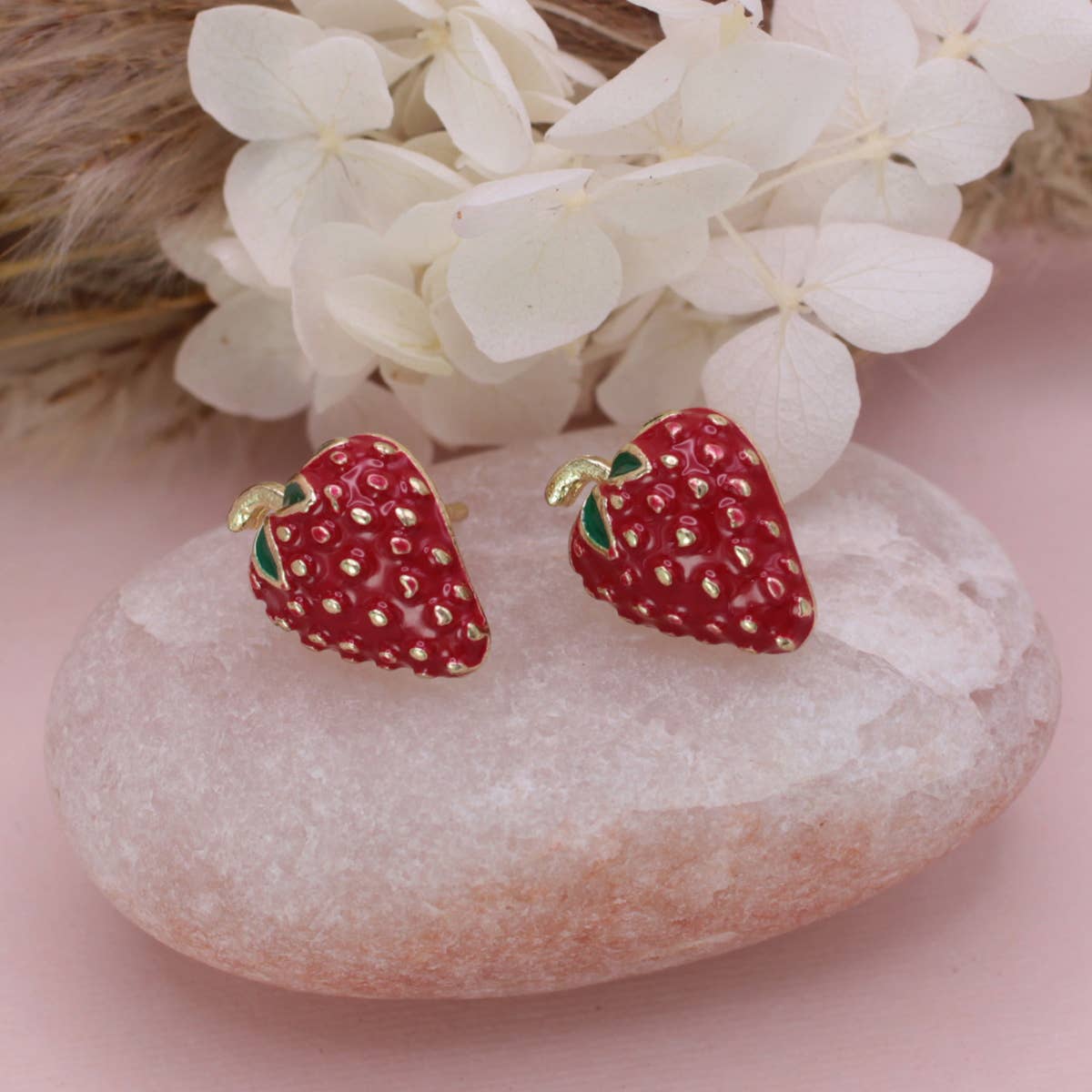 PICKED SWEET GOLD STRAWBERRY EARRINGS