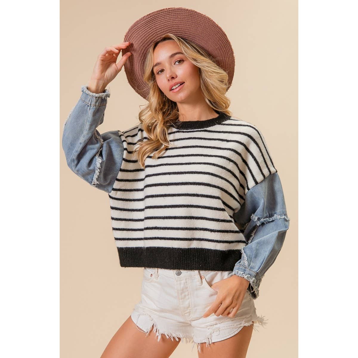 WASHED DENIM SLEEVE STRIPED SWEATER