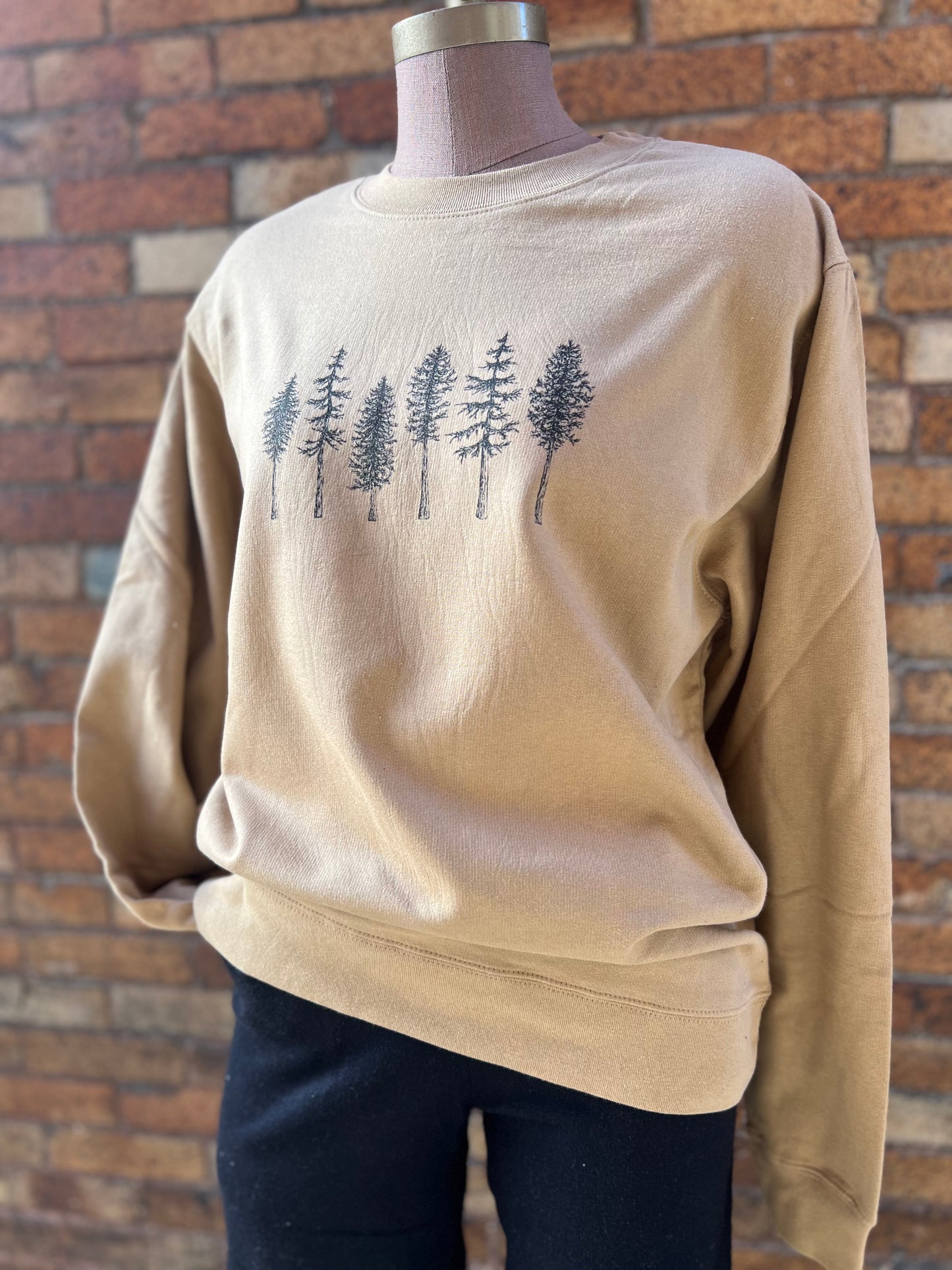 TREE LINE CREWNECK