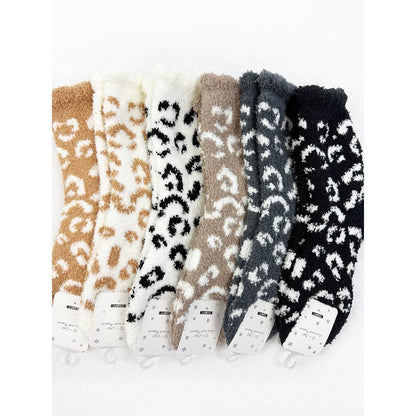 Love and Repeat - Plush Cozy Leopard Socks: MIX COLOR / ONE(12)