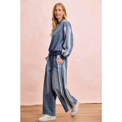 BiBi - WASHED DENIM LACE CONTRAST SIDED SWEATSHIRT TOP: DENIM / S