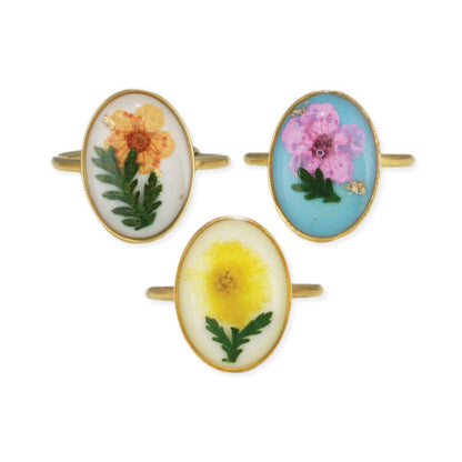 GOLD ADJUSTABLE DRIED FLOWER RING