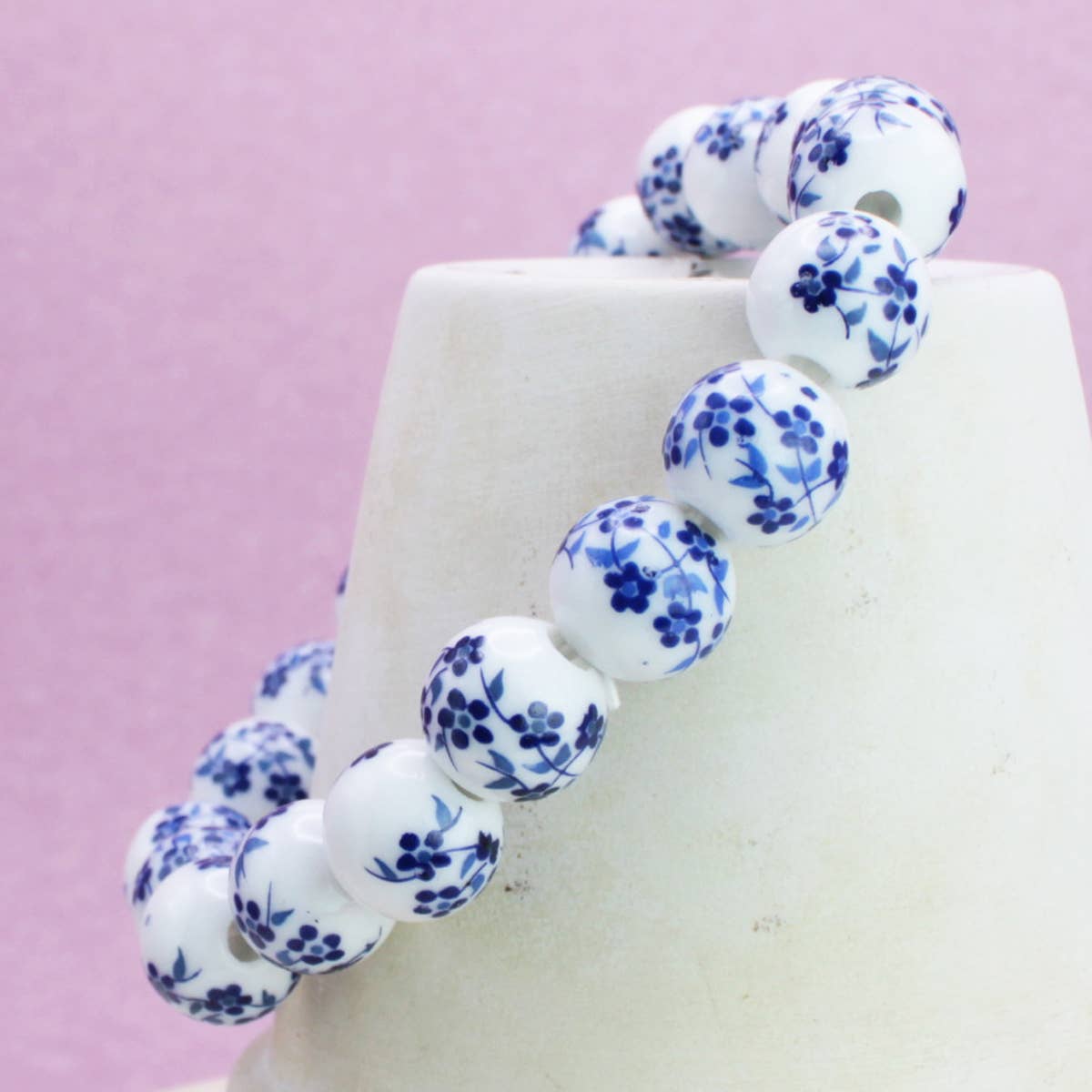 VINTAGE BLUE AND WHITE CERAMIC BRACELET