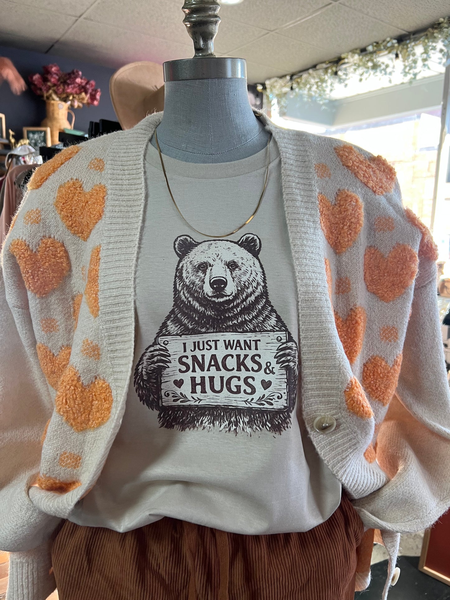 I JUST WANT SNACKS AND HUGS