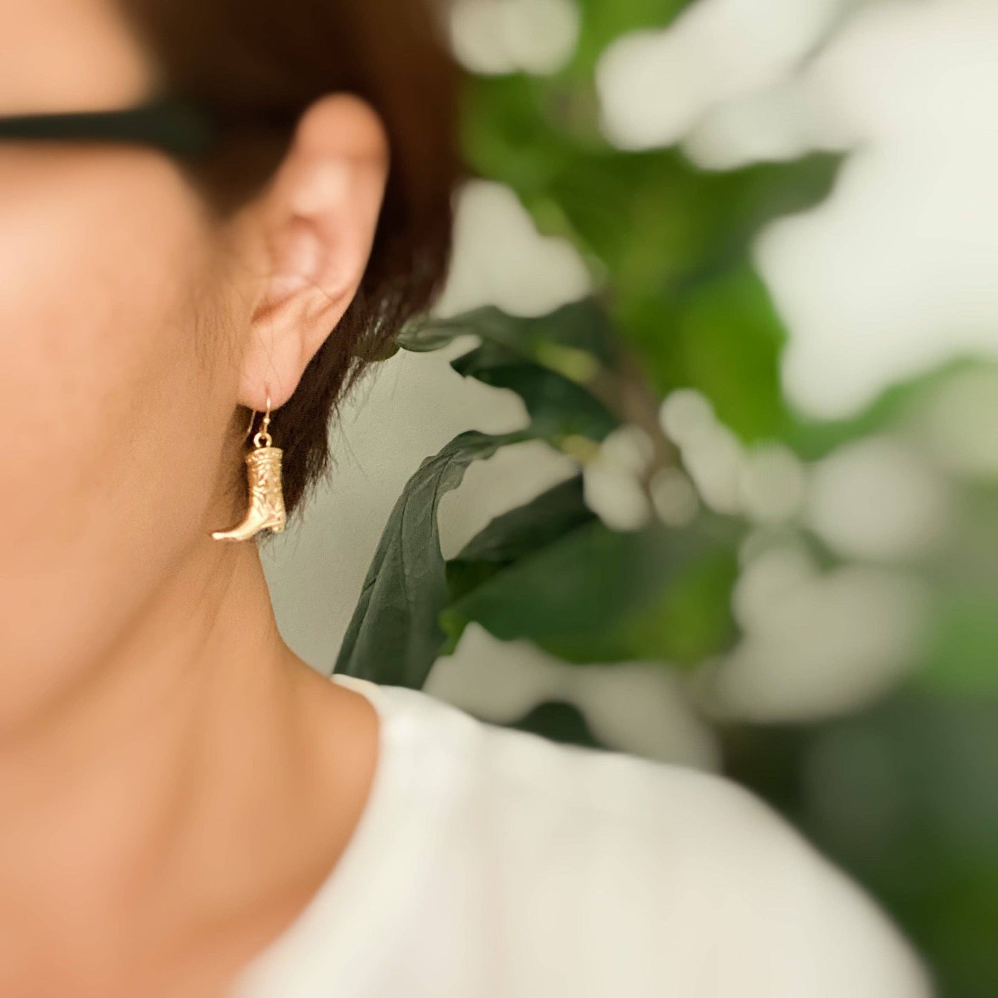 COWGIRL BOOTIE DANGLE EARRING