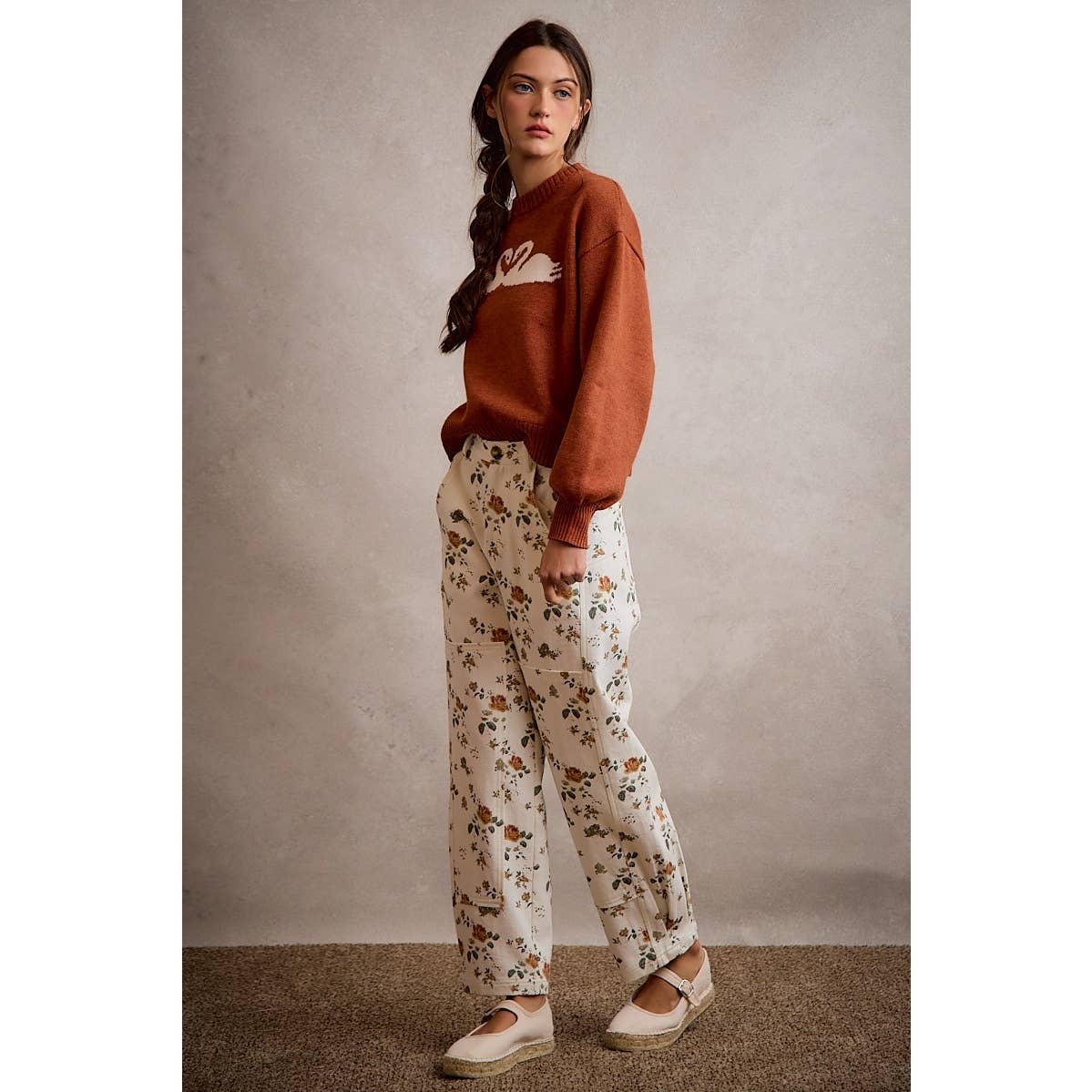 SWAN CREW NECK LONG SLEEVE SWEATER TOP