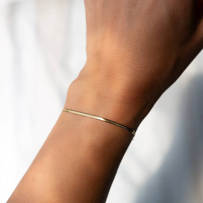 Lenny & Eva - Gold Chain Bracelet-Thin Herringbone, Gilded Collection