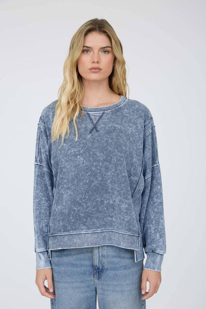 Blu Pepper - ACID WASH LONG SLEEVE SIDE SLIT KNIT TOP: INDIGO BLUE