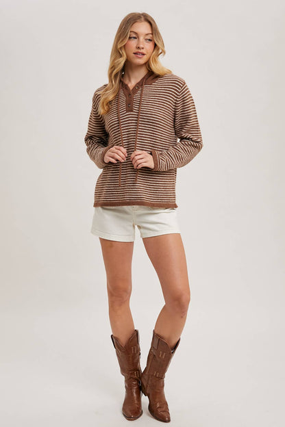 Bluivy - HENLEY SWEATER WITH HOODIE: MOCHA/CREAM / S