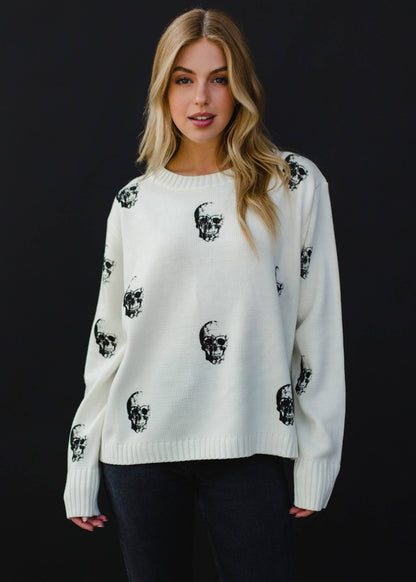 CREAM SKULL SWEATER