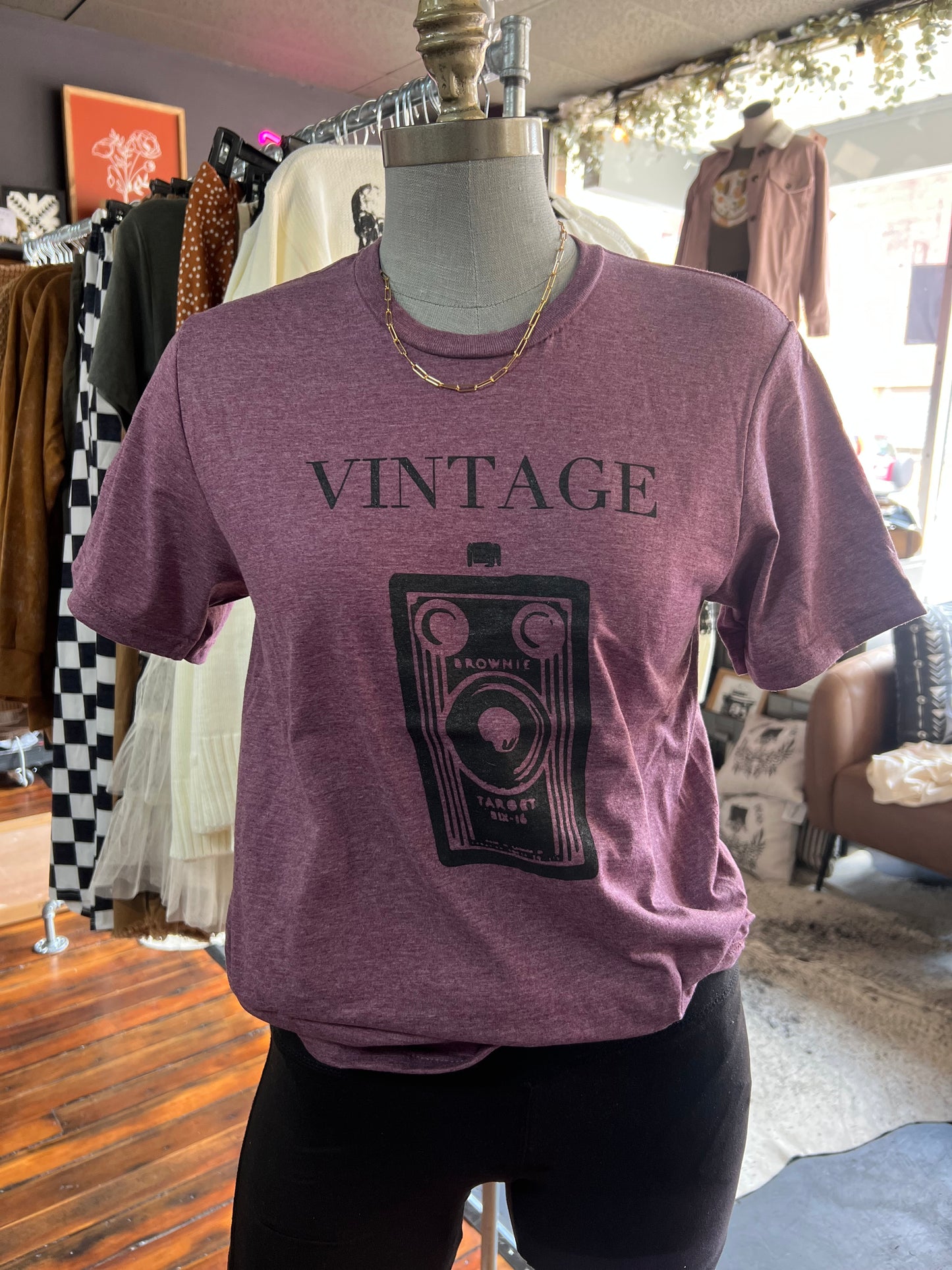 VINTAGE TEE