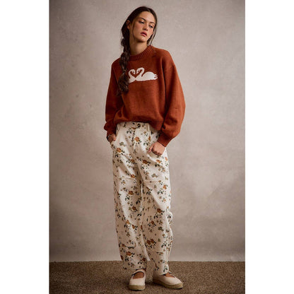 SWAN CREW NECK LONG SLEEVE SWEATER TOP