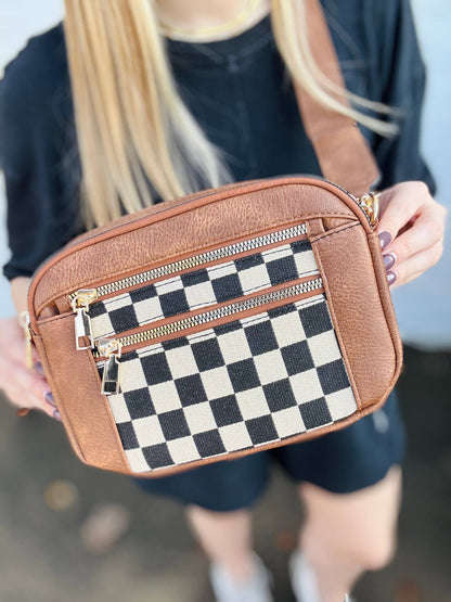 CHECKMATE CROSSBODY