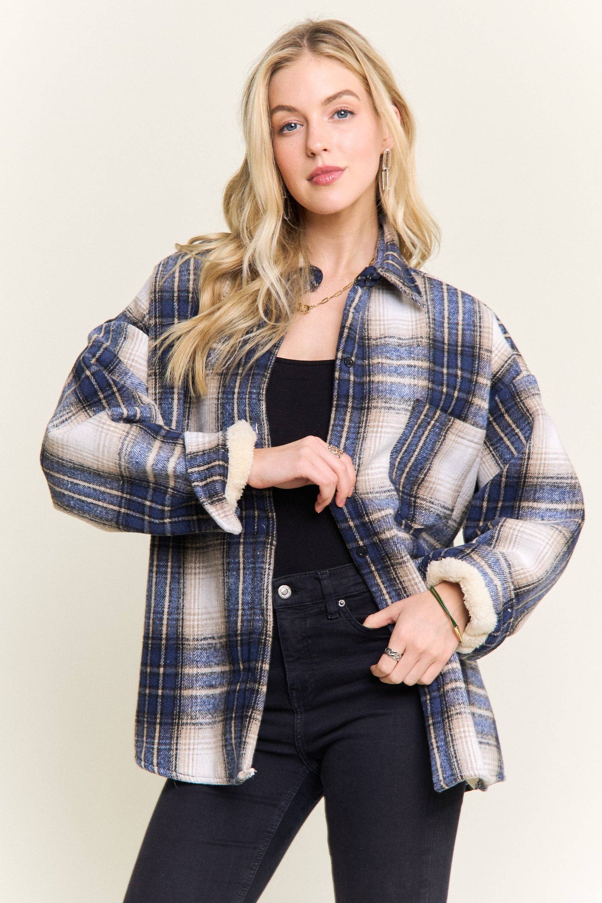 ADORA LA - CEJ4140-PLAID SHERPA-LINED BUTTON DOWN SHACKET: Navy / S-M-L(2-2-2)