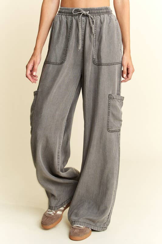 JADE BY JANE - MINERAL WASH TENCEL WIDE PANTS: CHARCOAL / S
